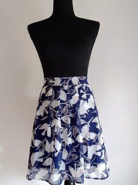 Old Navy Blue Bird Print Skater Skirt Sz L